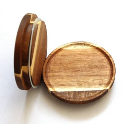 FSC Certified Acacia Wooden Cover Glass Candle Jars for Easy Opening and FSC Certificate (Certificado FSC) Jarrões de vela de vidro com tampa de madeira para fácil abertura e certificado FSC