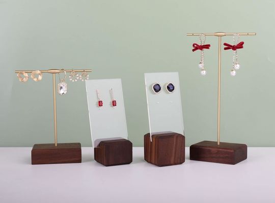 Pequenos porta-baúlos A solução perfeita para organizar sua coleção de jóias