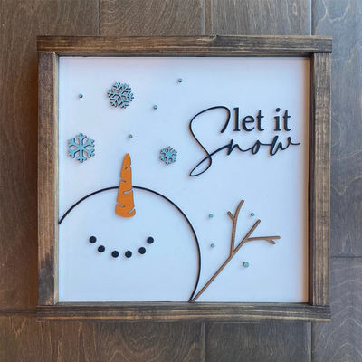 Casa rústica Madeira doce Sinais em branco para a escrita do casamento Sinais na Europa Madeira maciça