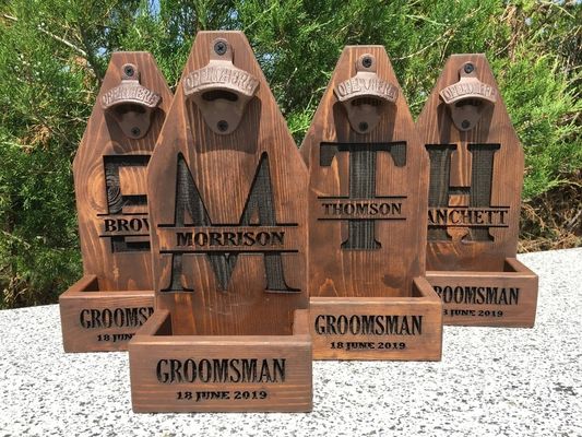 Customizado Mural personalizado de madeira Montagem abre garrafas de cerveja para casamento noivo presente