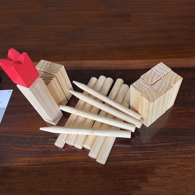 Leve suas atividades ao ar livre para o próximo nível com o Hardwood Kubb Yard Game Set
