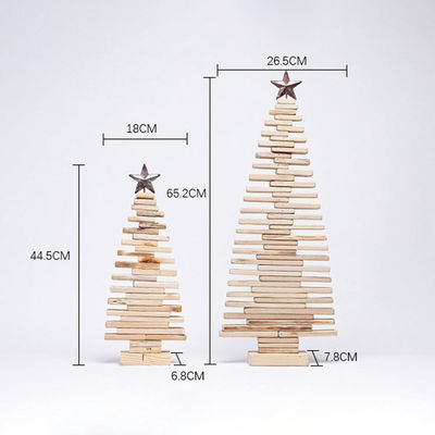 Decoração de árvore de Natal Ornamentos de mesa com design simples e cor de madeira natural