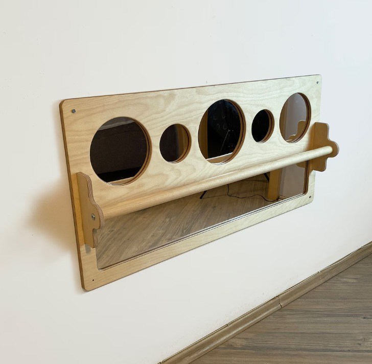 Montessori espelho puxar para cima Bar de madeira e espelho de chão do bebê para a otimização do espaço