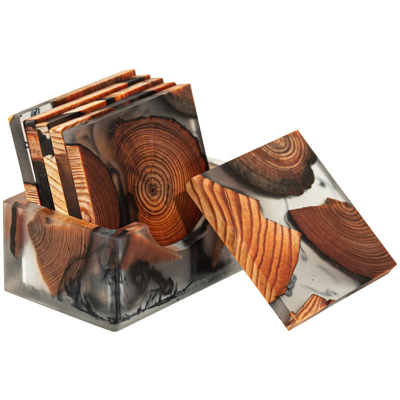 Coasters de cores simples de madeira com gravura personalizada e suporte de resina epoxi azul